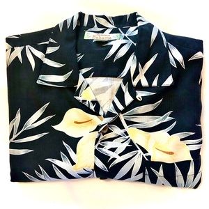 Tommy Bahama Button Shirt